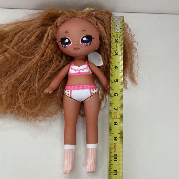 Na! Na! Na! Surprise Teens Slumber Party Fashion Doll 11” tall - Picture 13 of 14
